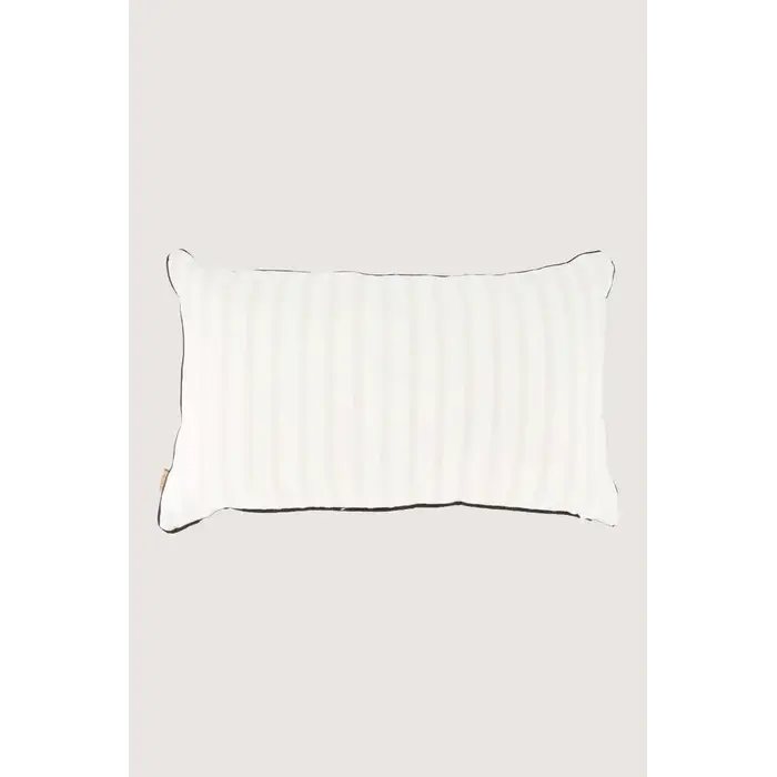 ZUSSS ZUSSS KUSSEN STREEP LOVELY 50X30CM OFF WHITE / ZAND