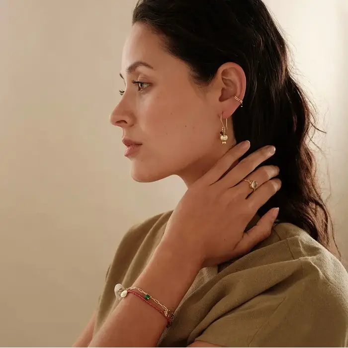 A BEAUTIFUL STORY BS HUSH GARNET EARRINGS