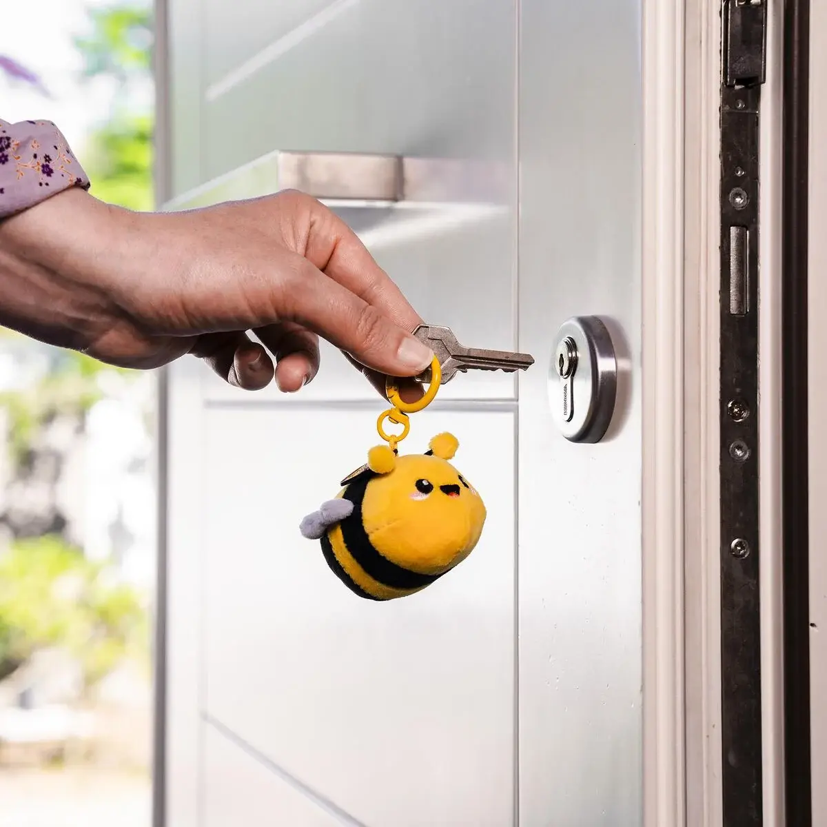 LEGAMI LEGAMI SUPER SOFT PLUSH KEY RING BEE