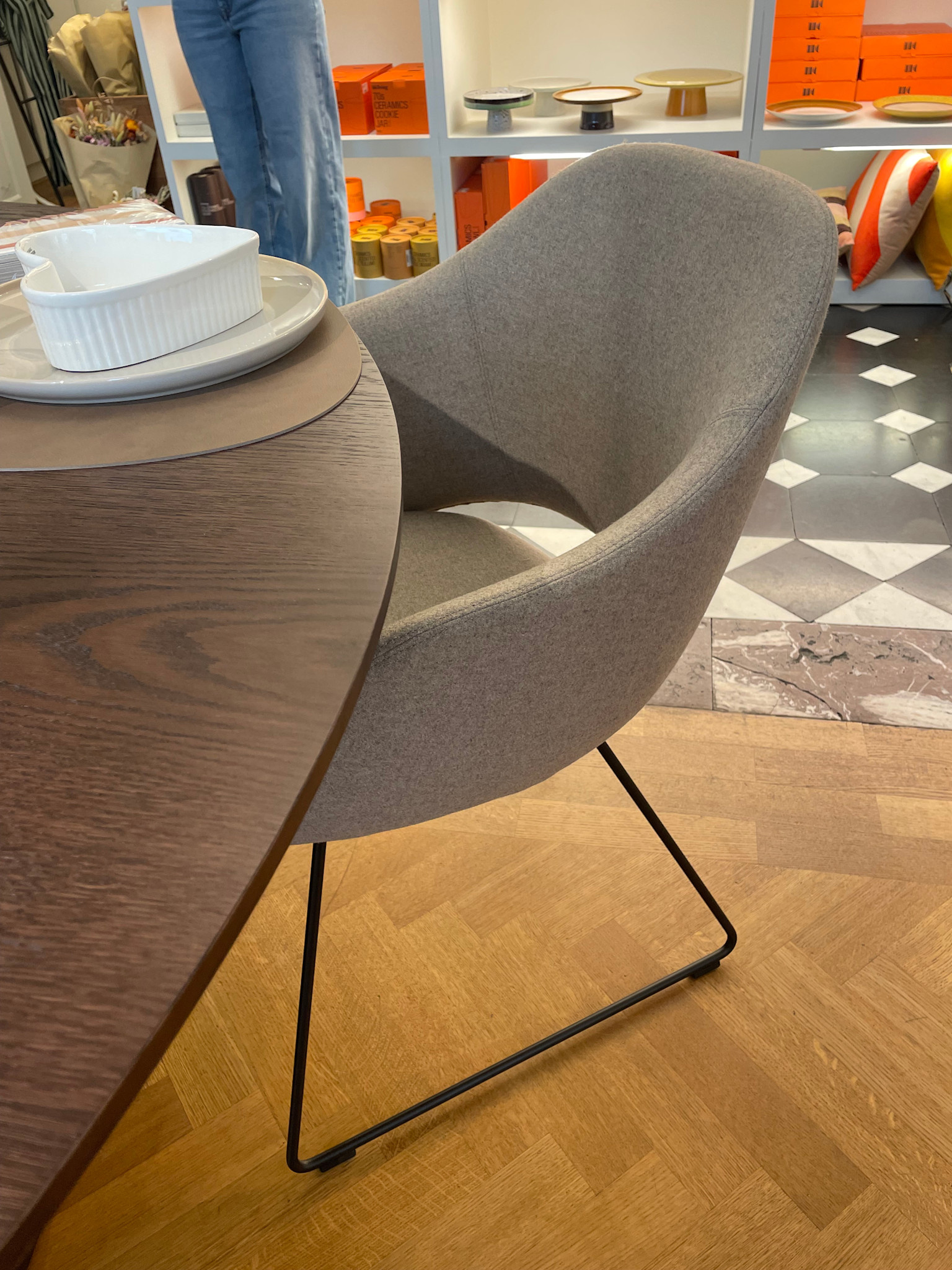 UNIT 14 UNIT 14 DINING CHAIR MONA - WOLLY 2151 BEIGE - SLIDE