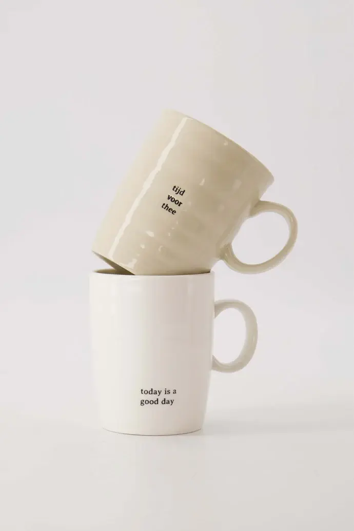 ZUSSS ZUSSS THEEMOK TIJD VOOR THEE ZAND