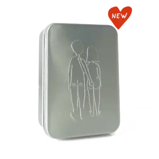 HELEN B HELEN B. ZEEPDOOSJE NAKED COUPLE BACK