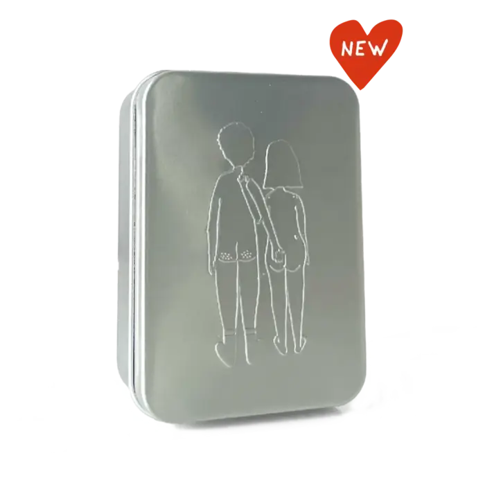 HELEN B HELEN B. ZEEPDOOSJE NAKED COUPLE BACK