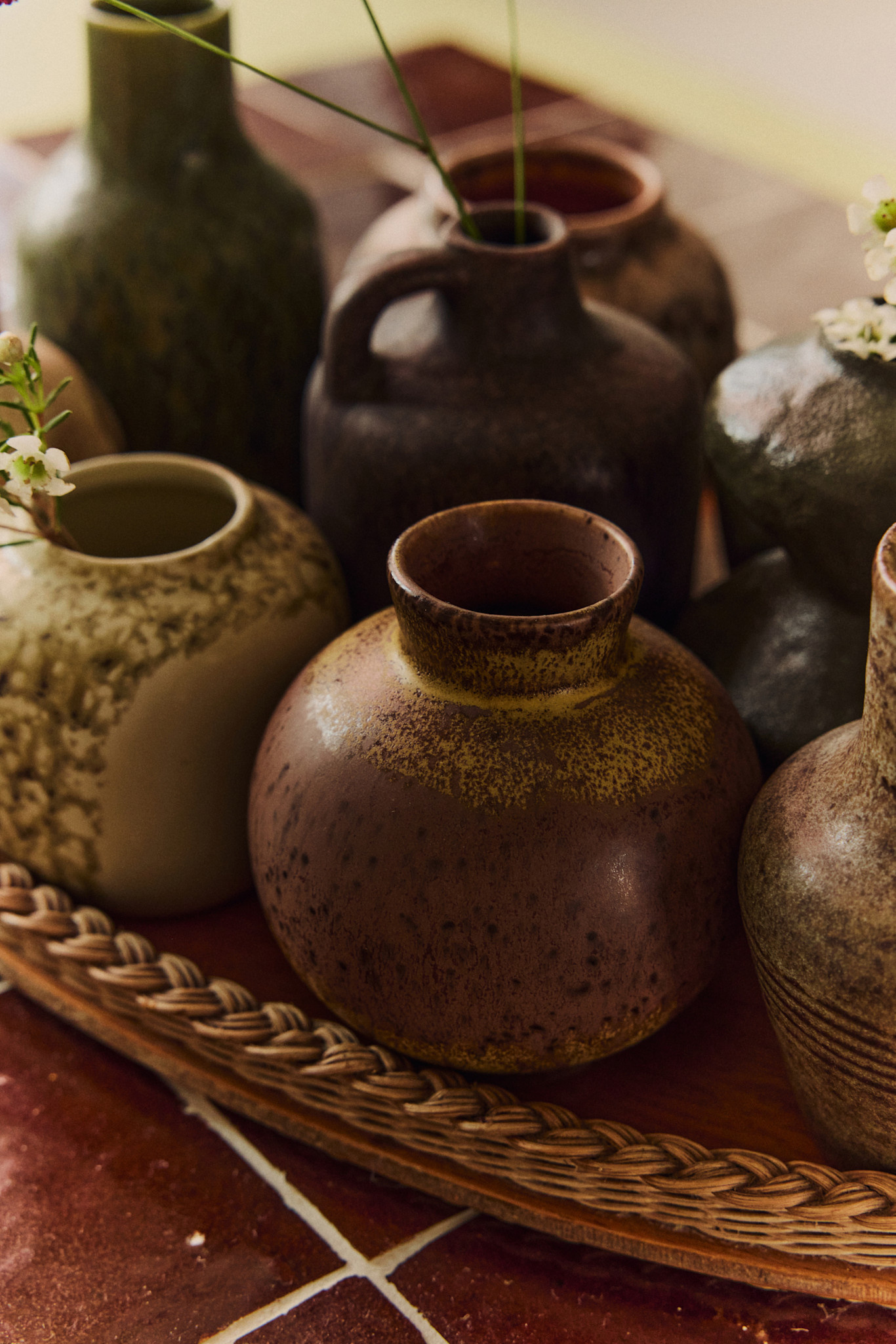 HK LIVING 70S CERAMICS SMALL VASES PURSUIT (SET OF 5)