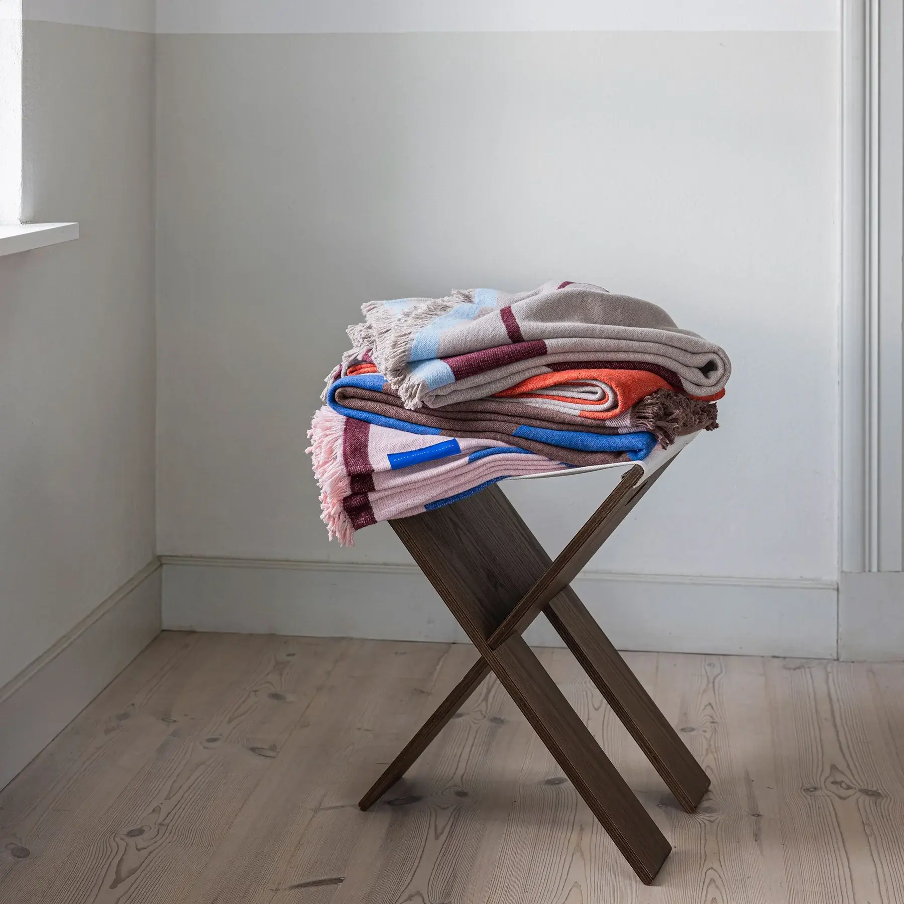 MD STUDIO THROW WINE 135X175