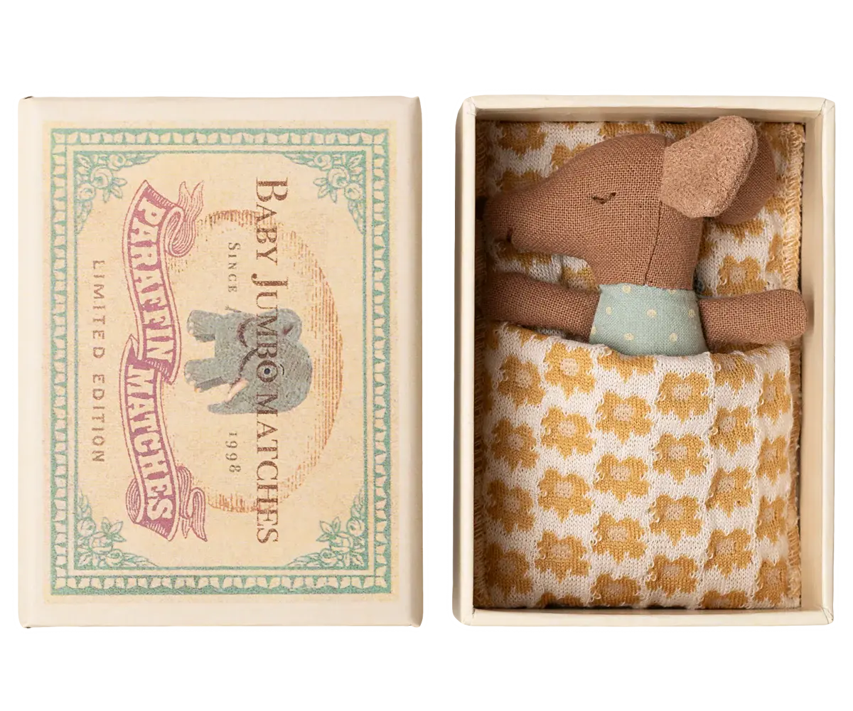 MAILEG MAILEG SLEEPY WAKEY BABY MOUSE  IN MATCHBOX BLUE
