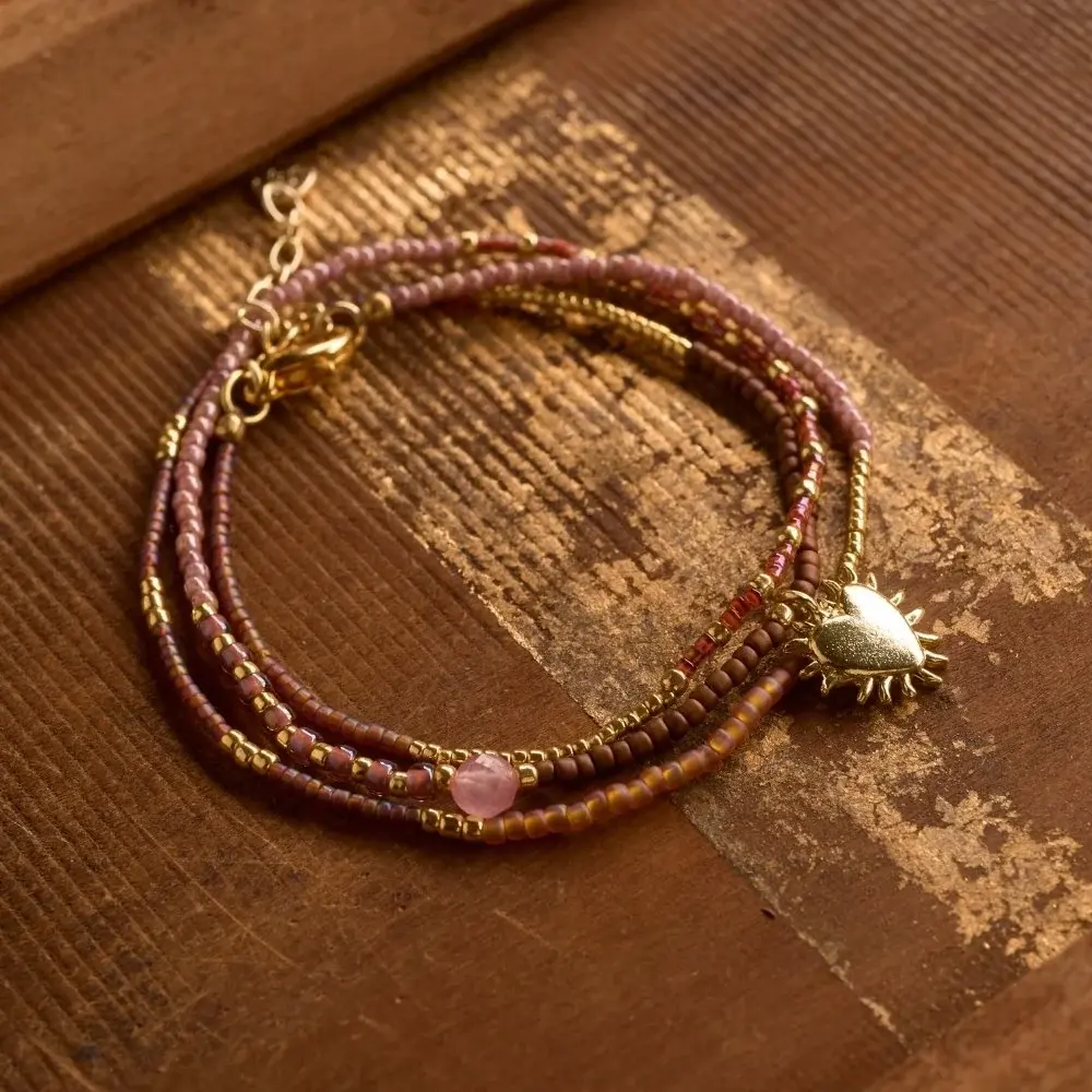 A BEAUTIFUL STORY BS ADVENTUROUS ROSE QUARTZ NECKLACE (HART)