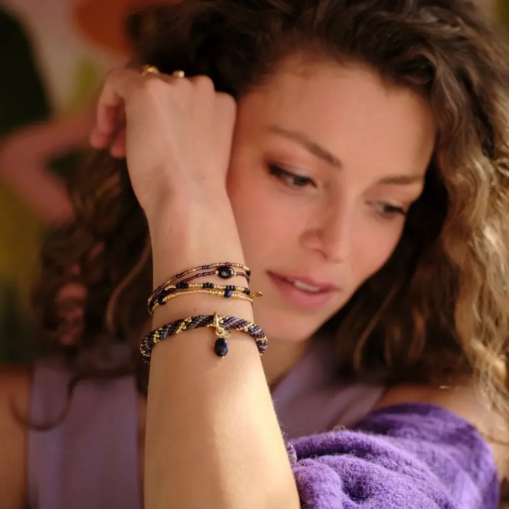 A BEAUTIFUL STORY BS UNWRITTEN GARNET BRACELET