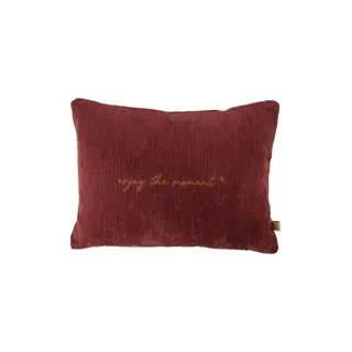 ZUSSS ZUSSS CUSHION ENJOY THE MOMENT 35X25CM DARK RED