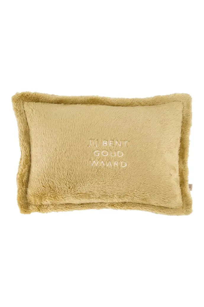 ZUSSS ZUSSS CUSHION FLUFFY JIJ BENT GOUD WAARD 35X25CM OCHRE