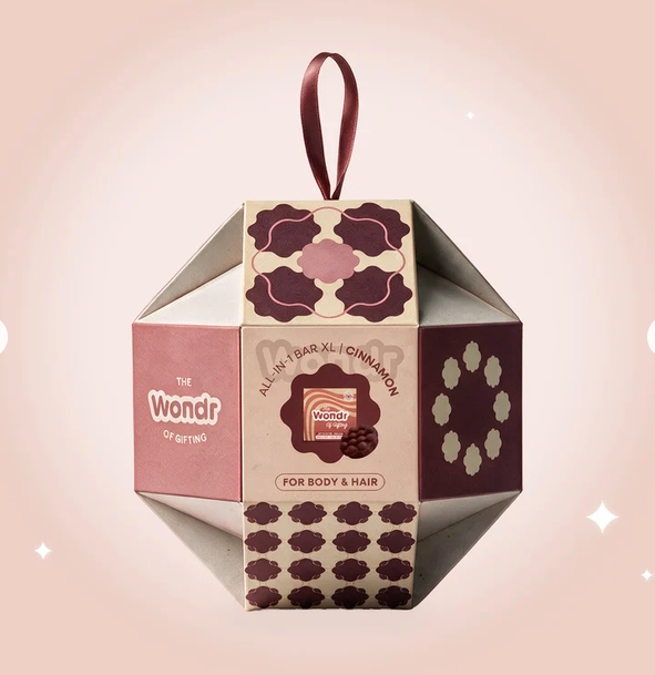 WONDR WONDR GIFT BOX ORNAMENT WONDR OF GIFTING