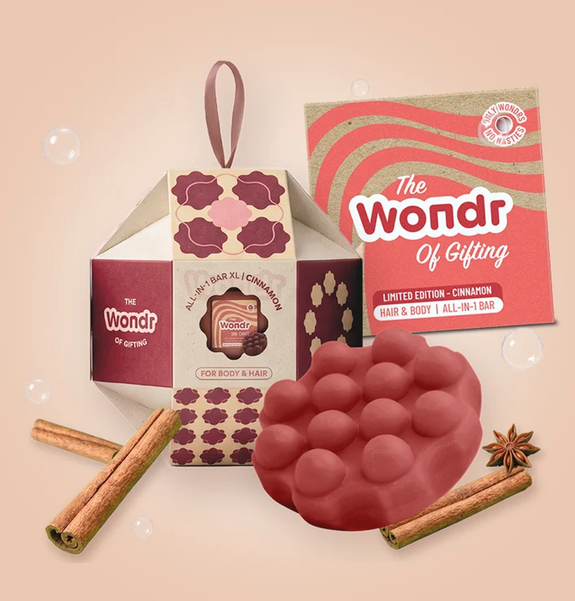 WONDR WONDR GIFT BOX ORNAMENT WONDR OF GIFTING