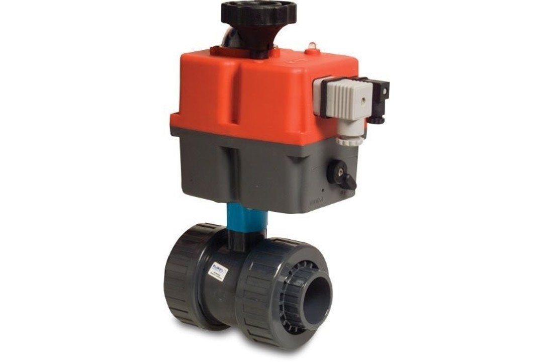 PVC kogelkraan 230 Volt 50 mm 16 bar