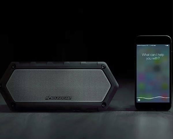 Soundcast VG1 waterproof outdoor bluetooth speaker