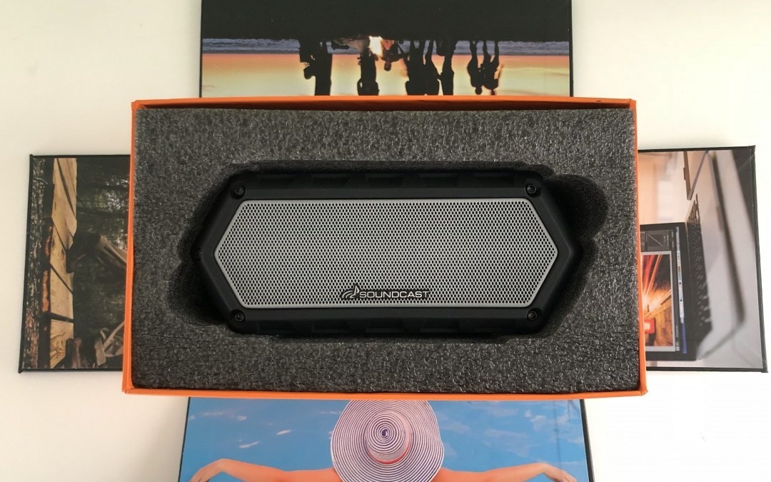 Soundcast VG1 waterproof outdoor bluetooth speaker