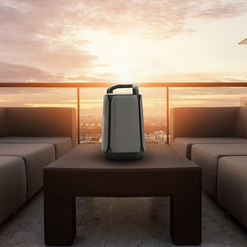 Soundcast VG7 outdoor bluetooth speaker