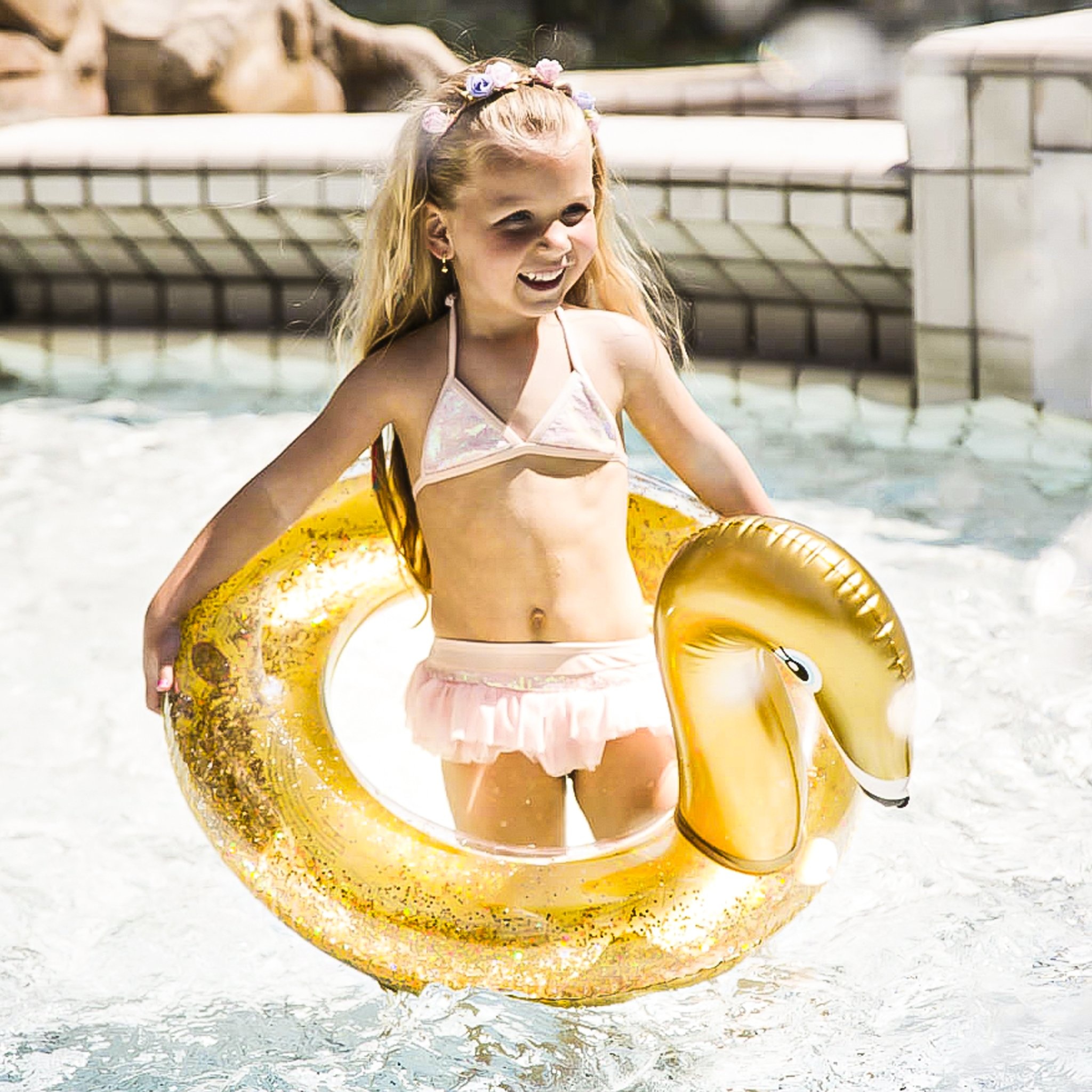 Zwemband Gouden Zwaan 70 cm