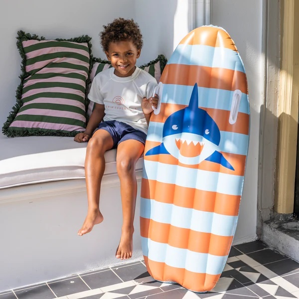 Surfboard oranje blauw haaien 120 cm