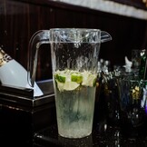 Koziol superglas Club  Schenkkan 1,5 liter