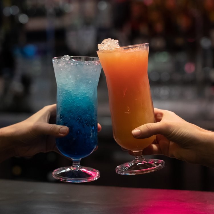 Koziol superglas club No.17 cocktailglas 400 ml set van 2 stuks