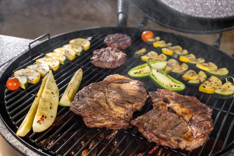 Pit Boss Champion Barrel Rook Vat | Houtskool Smoker - Showroom model