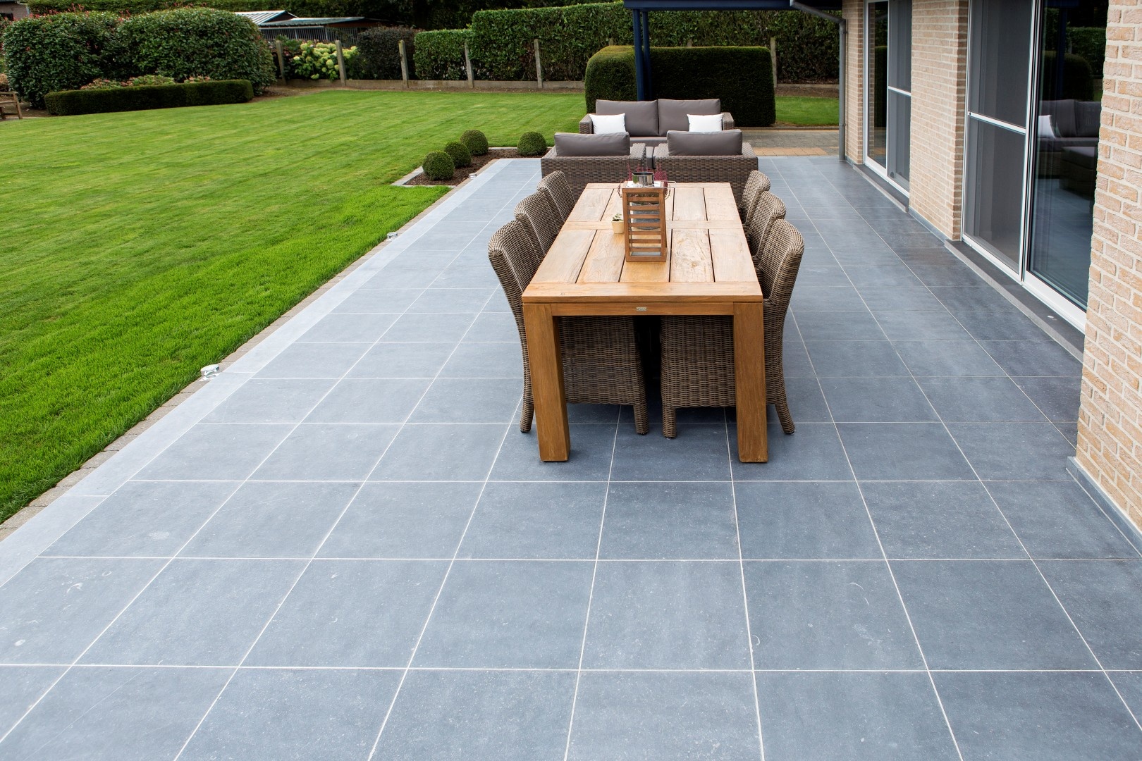Terrastegel - Belgische blauwe hardsteen - prijs per m²