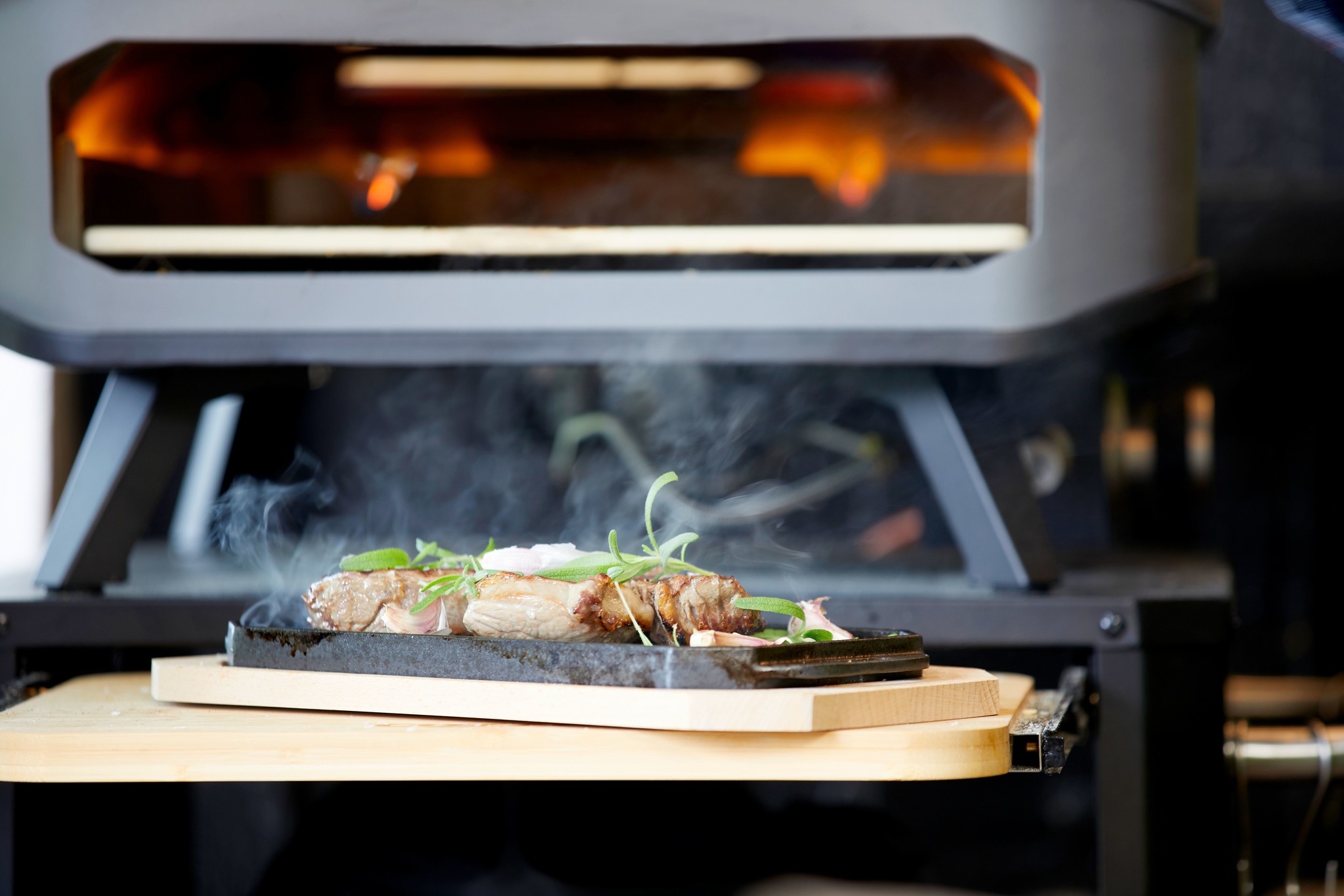 Cozze Pizza Oven Gas  42.5 cm 17 + gratis BBQ set - Black Friday