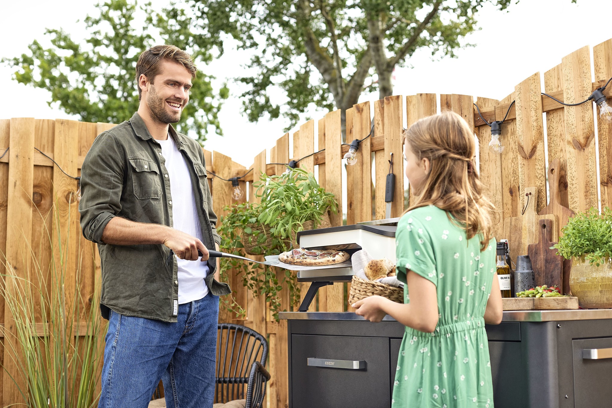Cozze Pizza Oven Elektrisch 42.5cm + gratis BBQ set - Black Friday