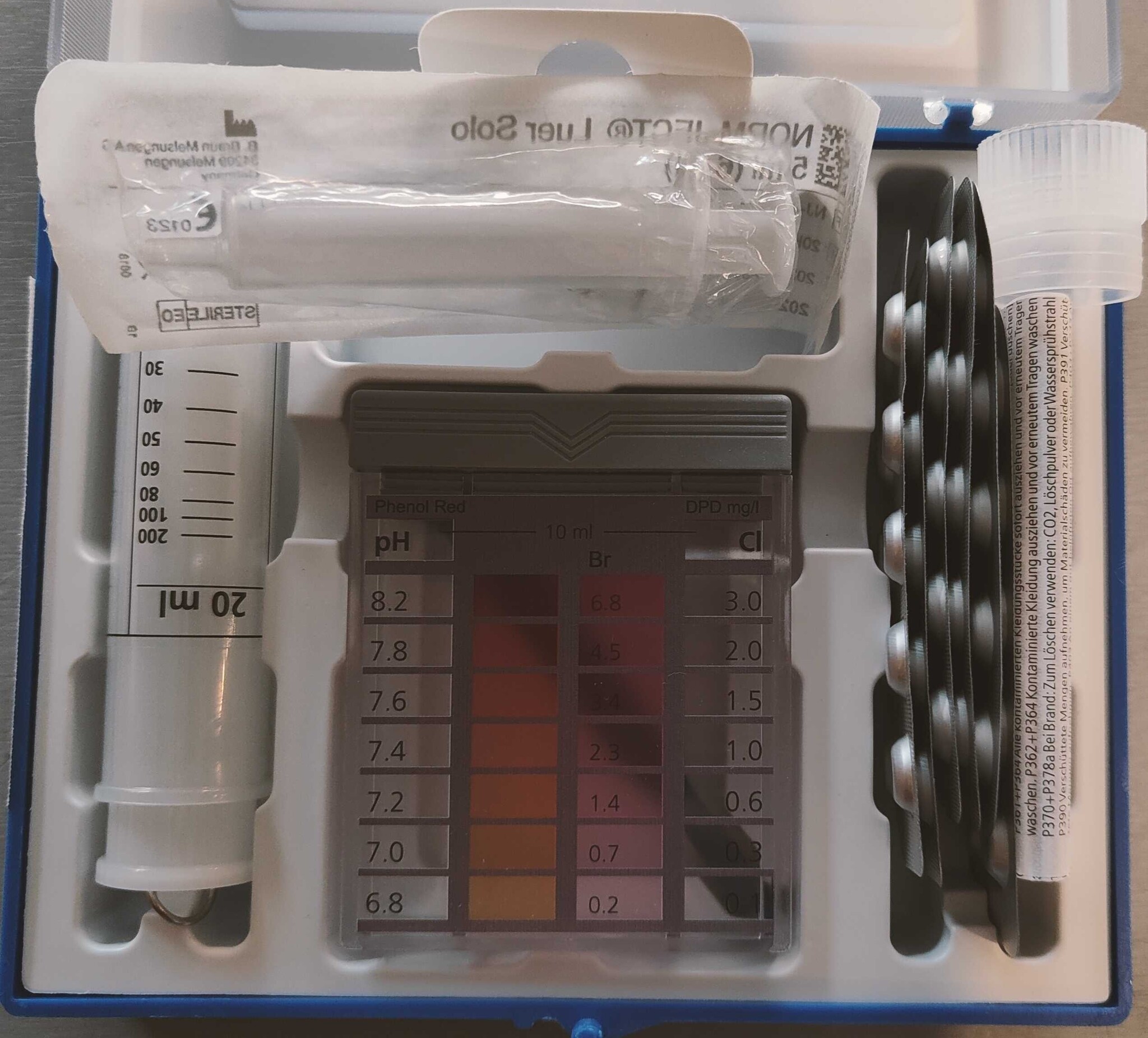 4 in 1 testset (DPD, pH, totale alkaliteit en cyanuurzuur)