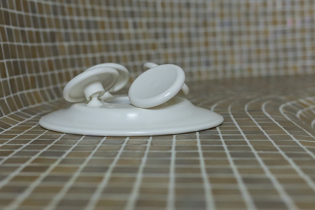 Schotelmodel hoofdsteun wit kunststof