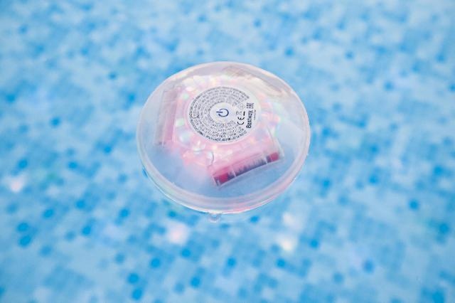 Bestway Flow Clear drijvende LED verlichting