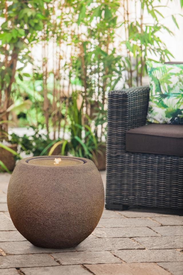 Heissner terras fontein ball LED roest