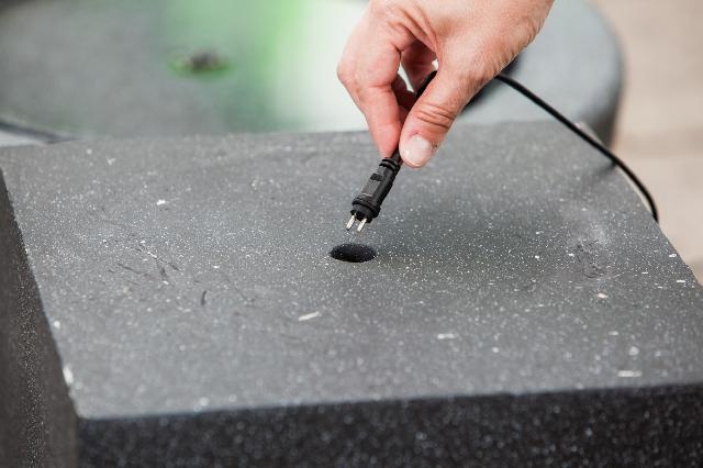 Heissner terras fontein sokkel toren graniet