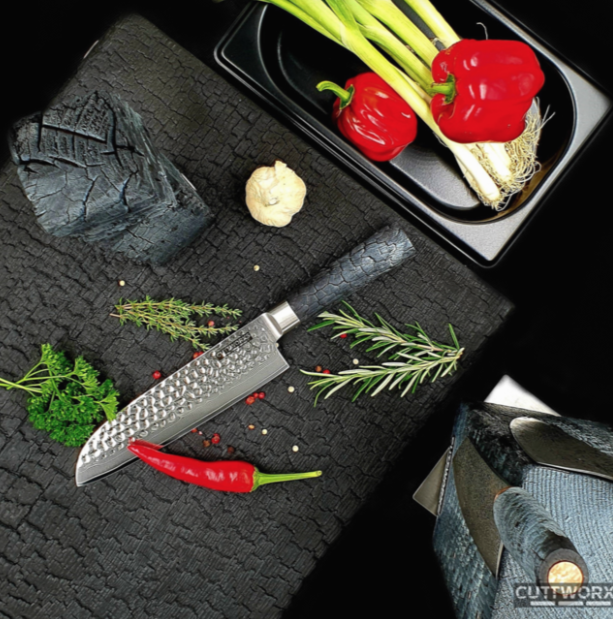 Cuttworxs Flamewood Santukomes