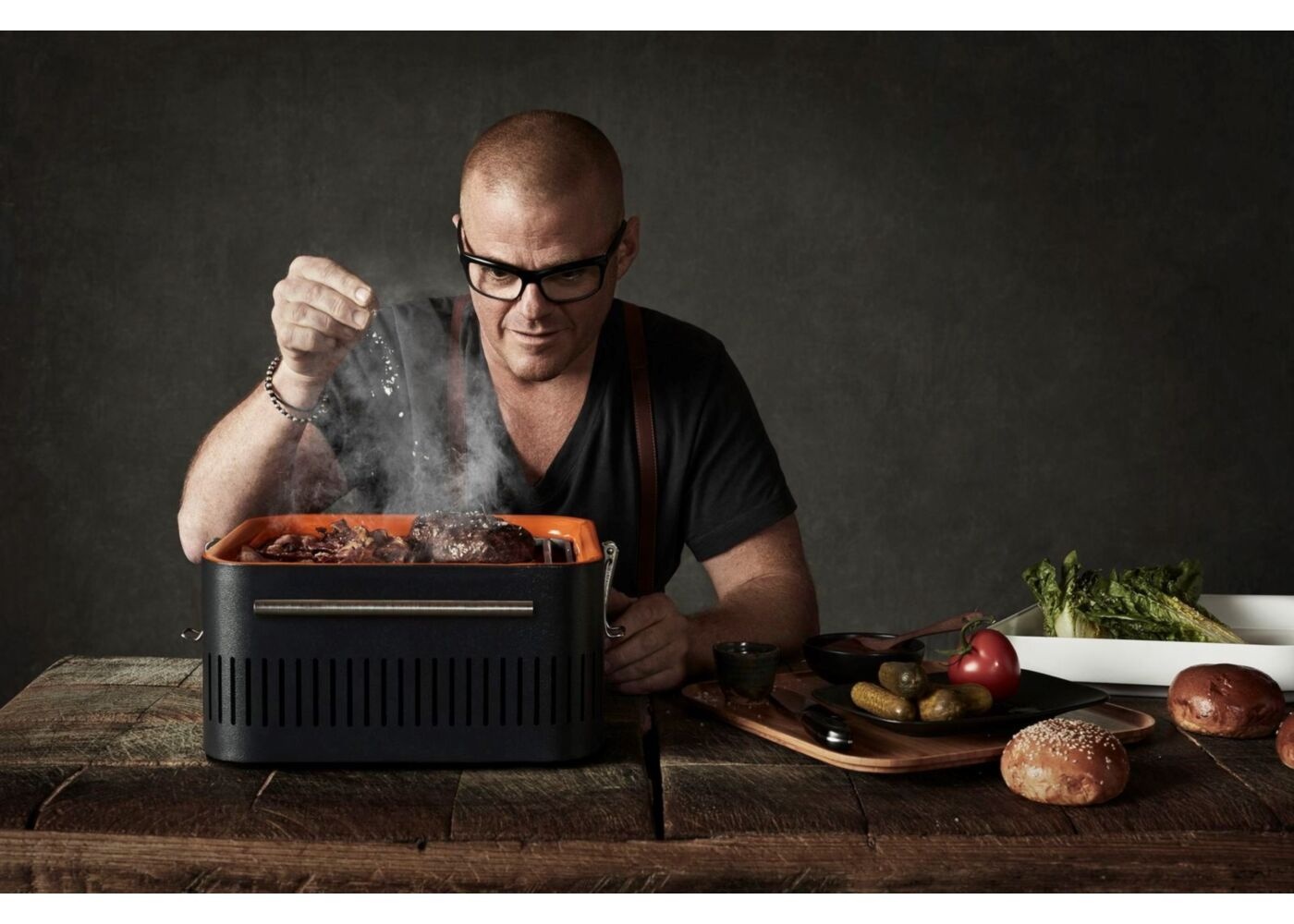 Everdure Cube Tafel Houtskool Barbecue