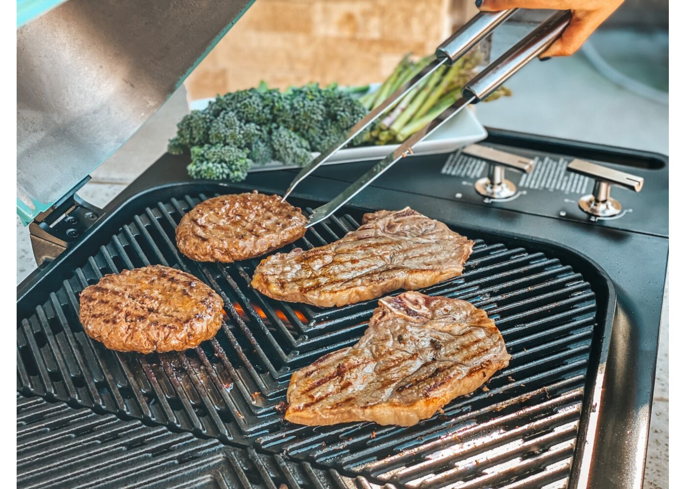 Everdure Furnace Gas Barbecue