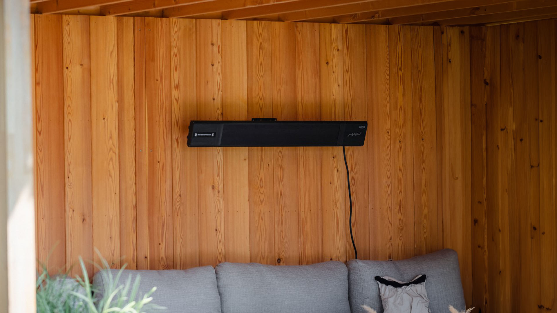 Sunred verwarmer Nero Wall hangend - zwart