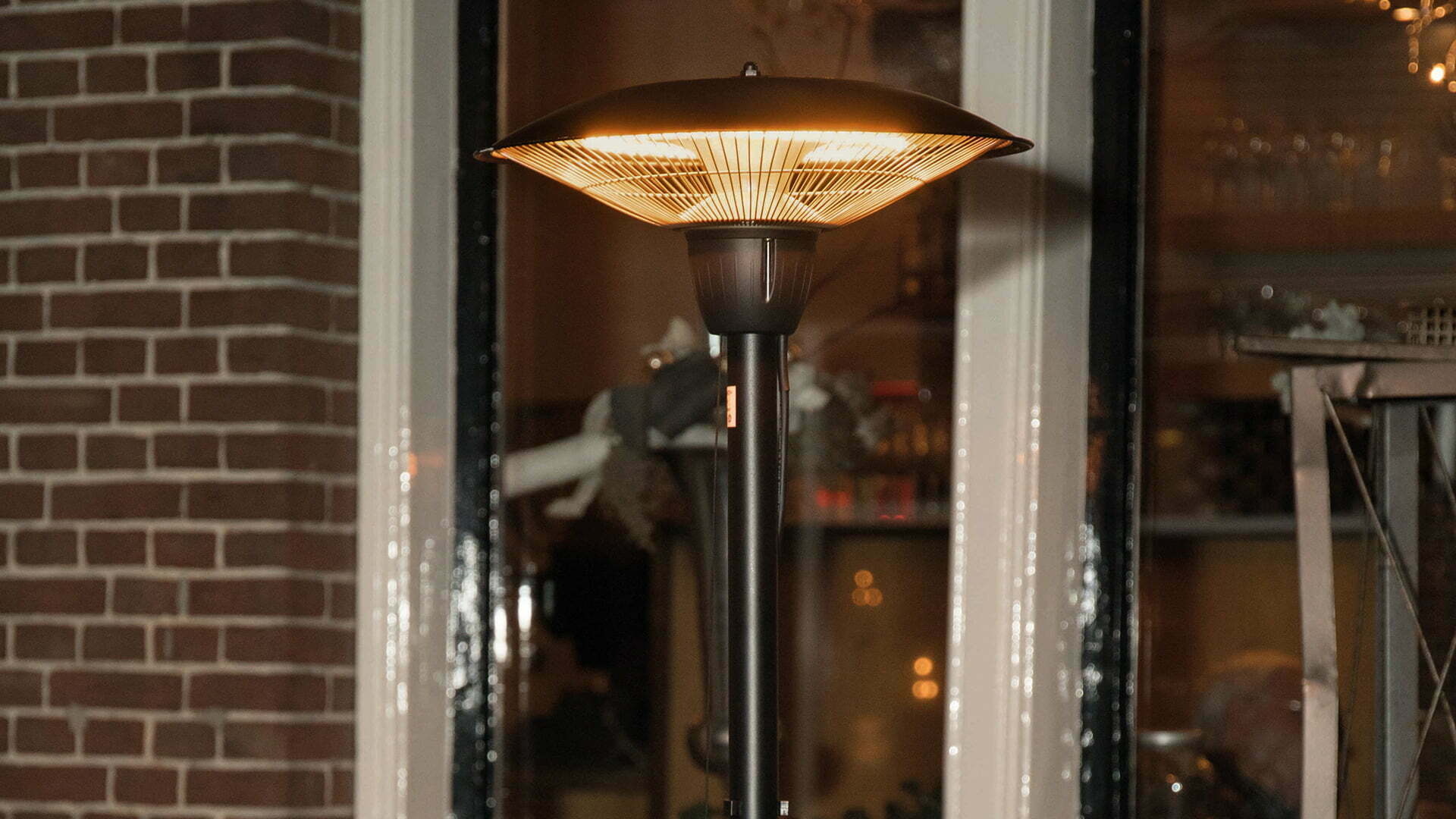 Sunred verwarmer Barcelona Bright staand - zwart