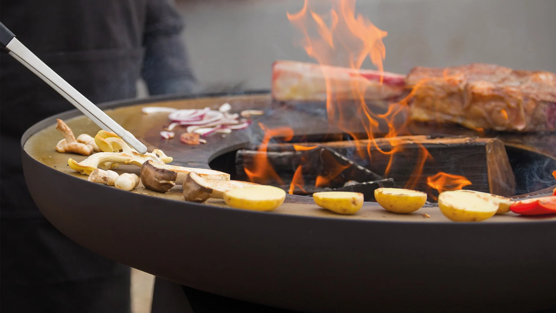 RedFire Vuurschaal / BBQ Orion Zwart