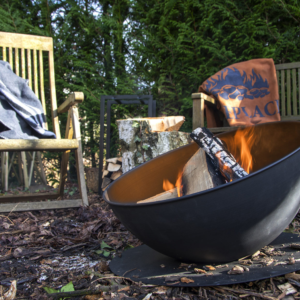 Fancy Flames Zwarte Vuurschaal op Schijf