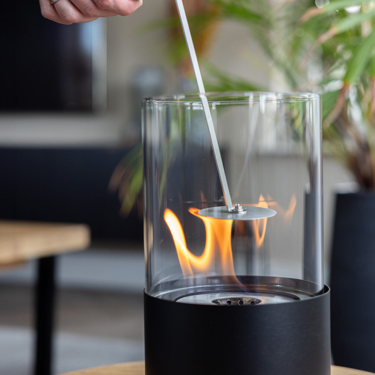 Fancy Flames Ronde Tafelhaard op Bio Ethanol