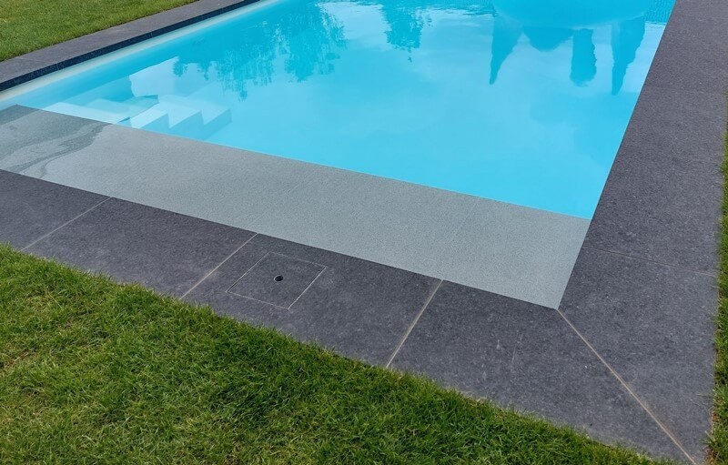 Randsteen rechte neus - Angola