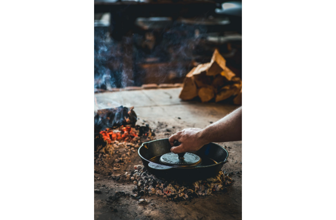 The Windmill gietijzeren smash burger tool