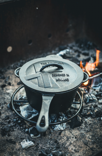 The Windmill gietijzeren trivet