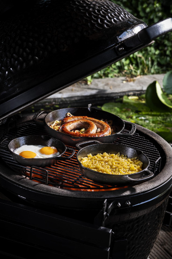 The Windmill gietijzeren skillet 2 handvaten L