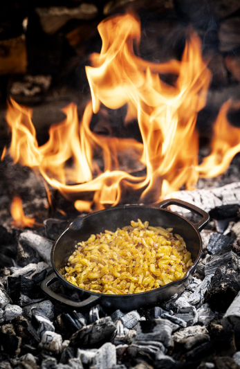 The Windmill gietijzeren skillet 2 handvaten M