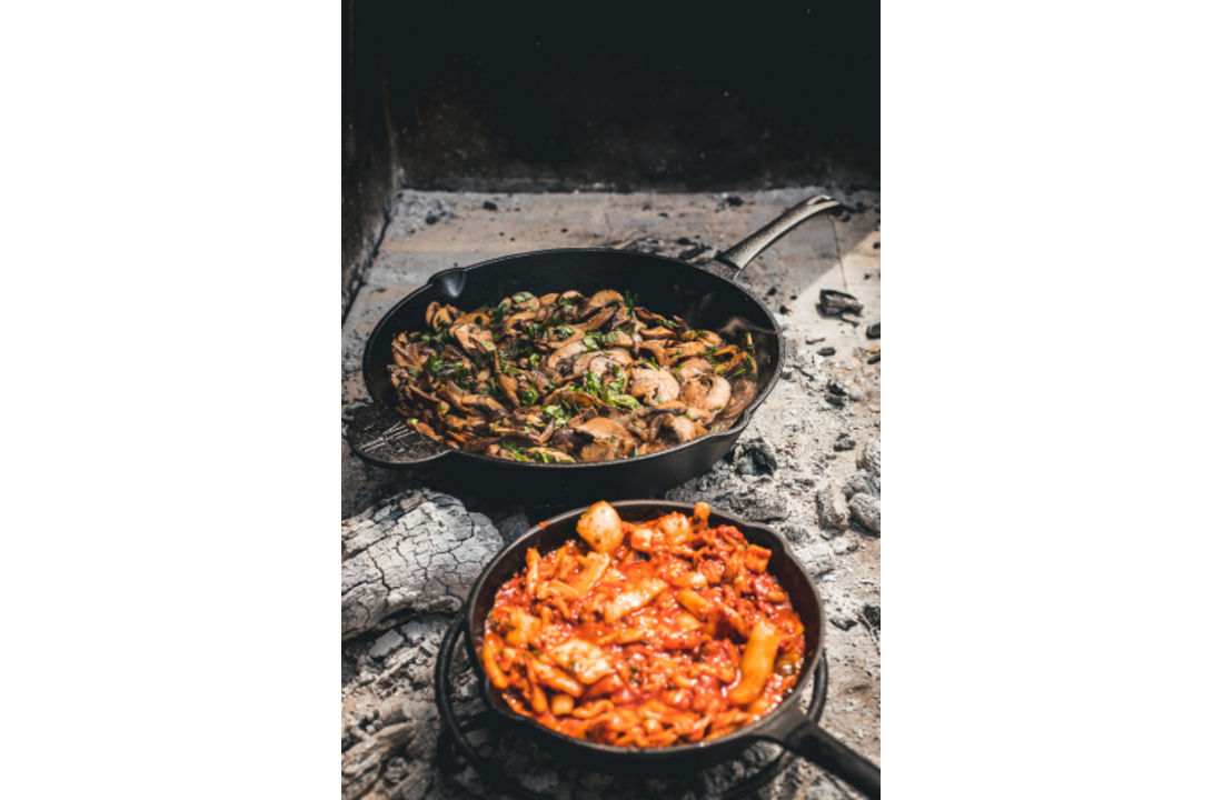 The Windmill gietijzeren skillet M