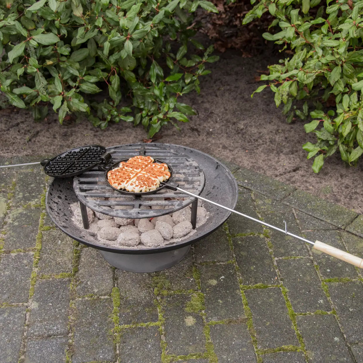 Wafelijzer voor BBQ en Kampvuur - Gietijzeren Wafelmaker