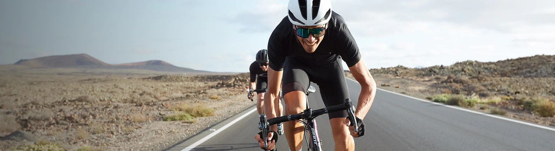Blog: Zonnebrillen van Oakley in de sale! Blog: Zonnebrillen van Oakley in de sale!