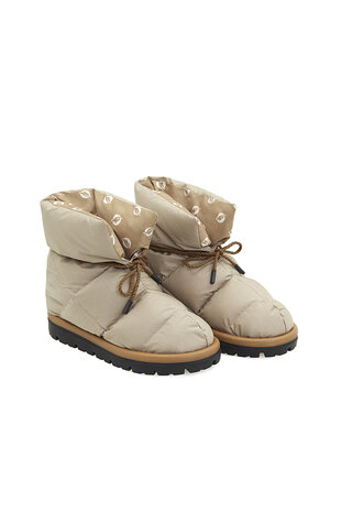Flufié Goose Down Pillow Boots – Sand Beige